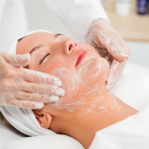 ULTRAFIRM TIGHTENING FACIAL